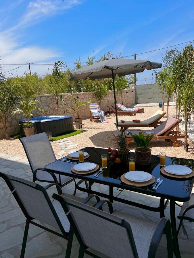 Odyssea Top View & Hot Jacuzzi Front Beach Kremastí Екстериор снимка