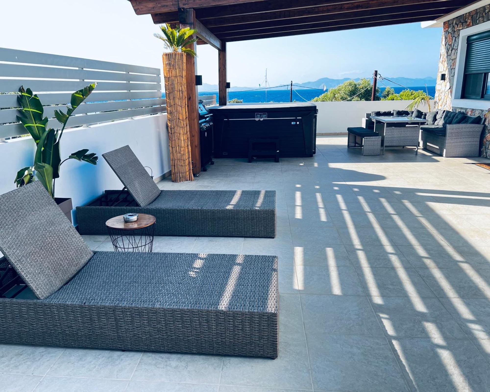 Odyssea Top View & Hot Jacuzzi Front Beach Kremastí Екстериор снимка
